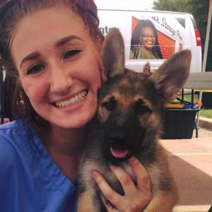 Meet your Posher, Madeleine